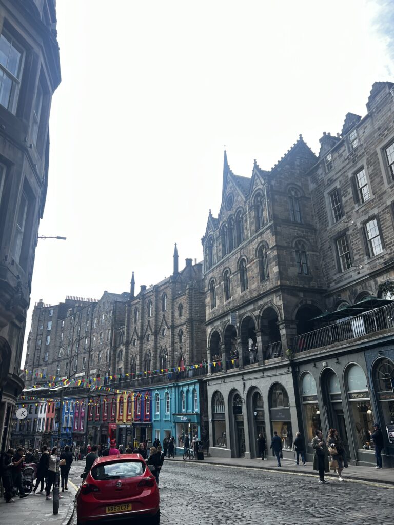 48 Hours in Edinburgh: Quick Weekend Trip